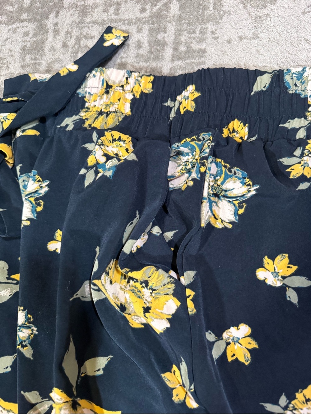 Chapter One Floral Tie Waist Jogger Pants Black Yellow Women's Medium - Picture 7 of 9